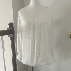 I.N. Studio White Blouse